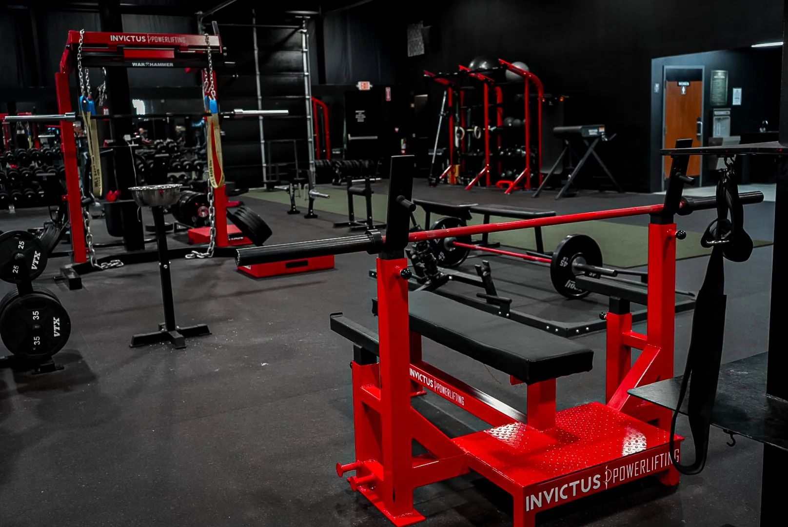 Invictus powerlifting bench and racks at Craft Fitness